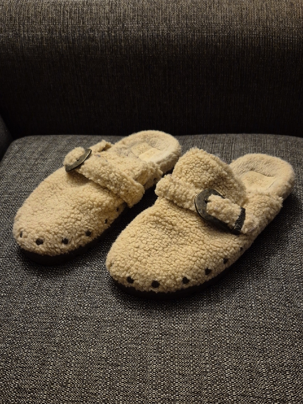 Blowfish Malibu Faux Fur Mules Size 9